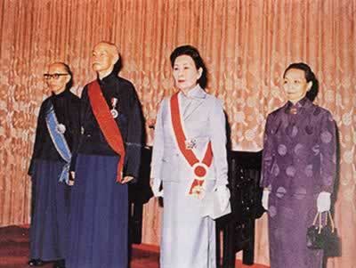 蒋介石病逝