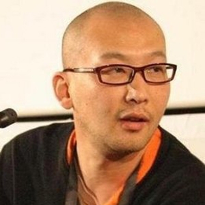 管虎的英文名